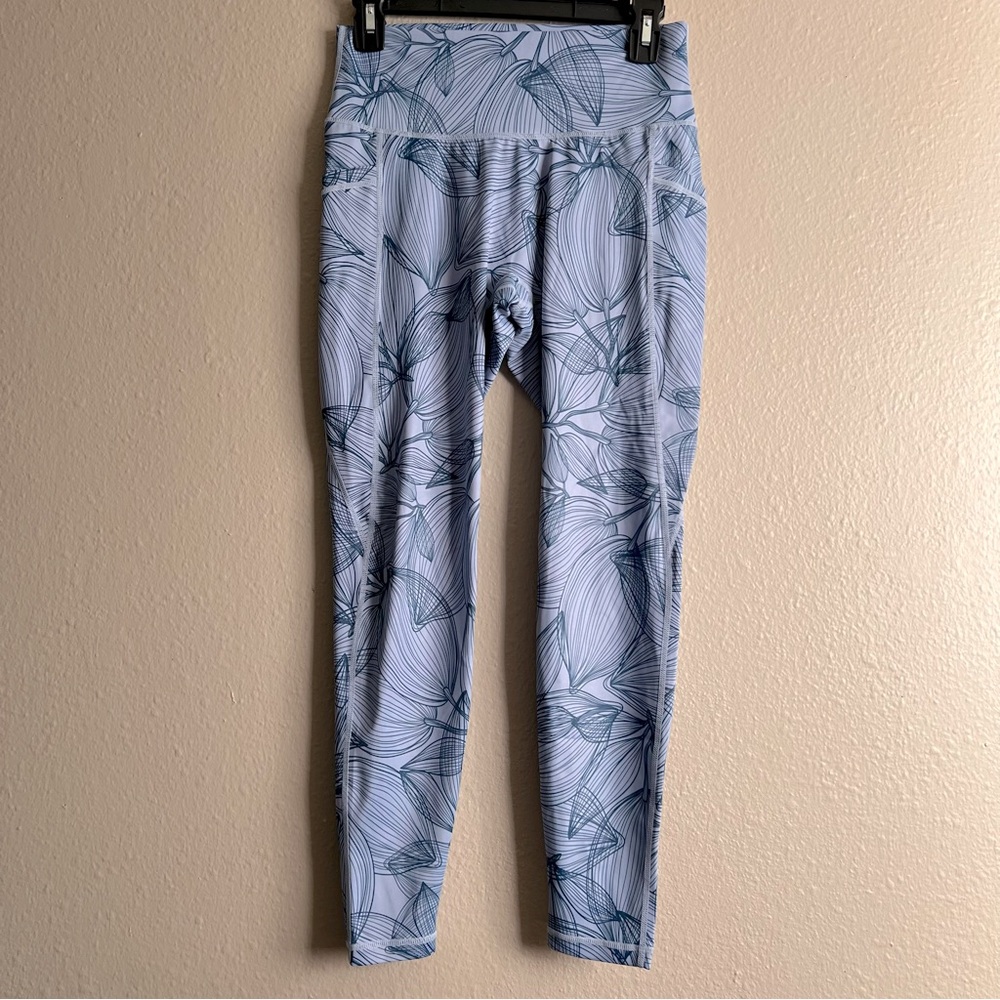 BuffBunny Citrus Blue Limitless Size Large Floral Leggings